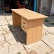 Modern Wooden Office Desk na Droo 3 Zinazofungwa - 3