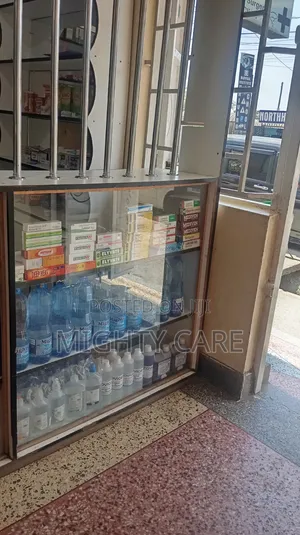 Duka la Dawa na Kliniki kwa Uuzaji