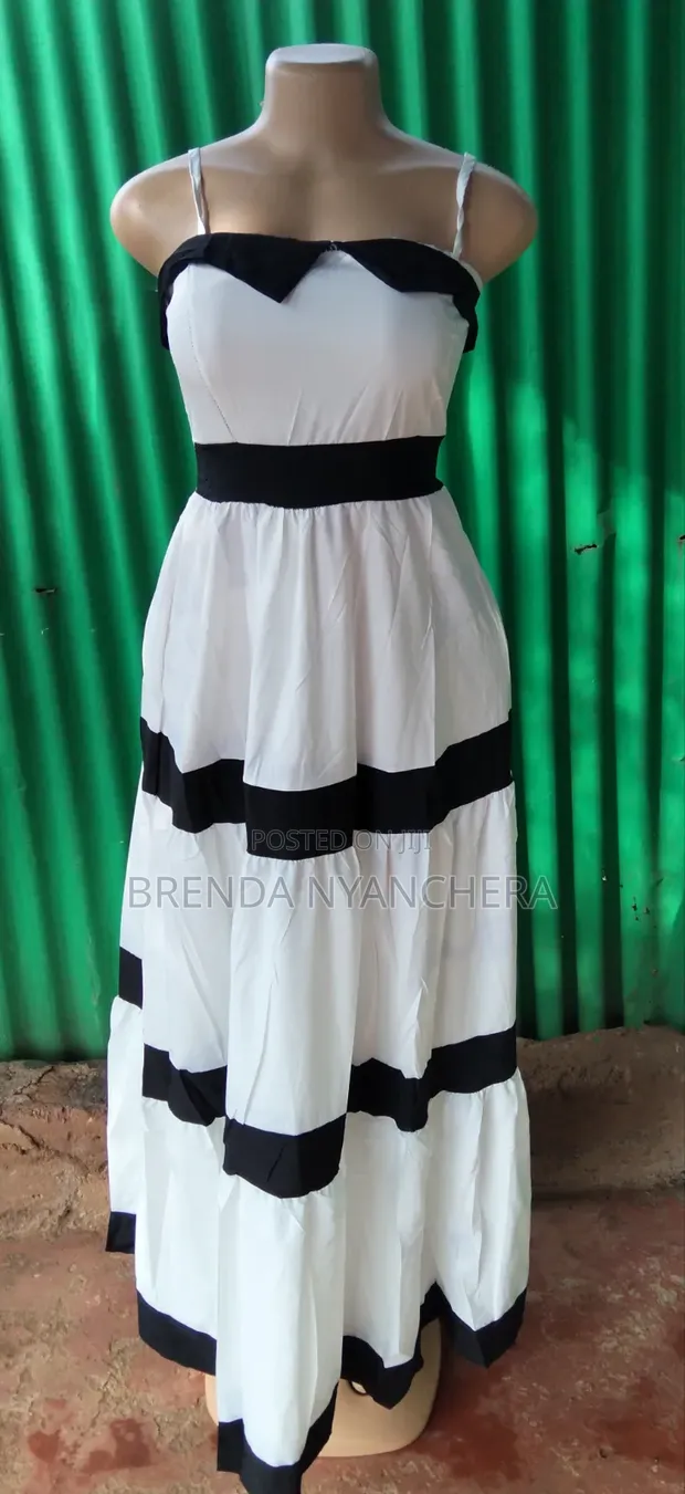 Mavazi ya Christian Dior Mtindo wa Kimapenzi - Mpya Kabisa - 1