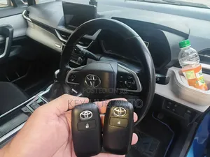 Mtaalamu wa Kuaminika wa Vifunguo vya Gari - Programmer wa Toyota