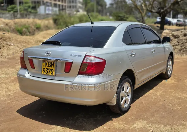 Toyota Premio 2004 Beige - 1