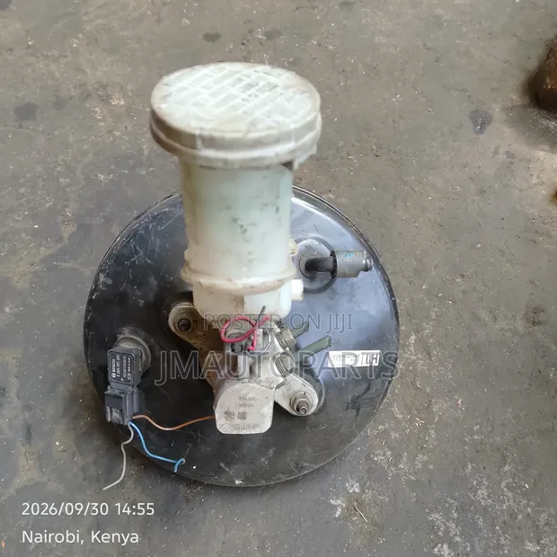 Brake Booster & Master Cylinder Suzuki Swift - 1