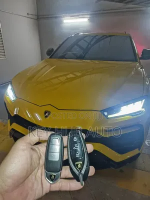 Lamborghini Urus Car Keys