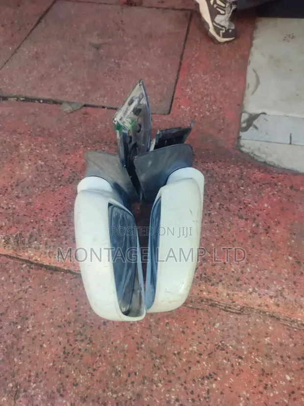 Nissan X-Trail NT30 Power Side Mirror (Iliyo tumika, Original) - 1