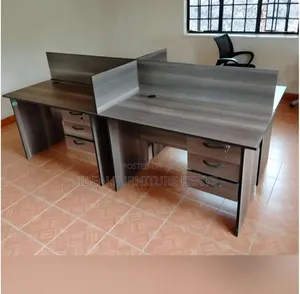 Boss Office Products Dawati la Kazi la Viti 4