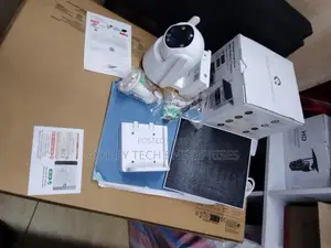 Ubox 6MP 4G Solar PTZ Kamera ya Usalama