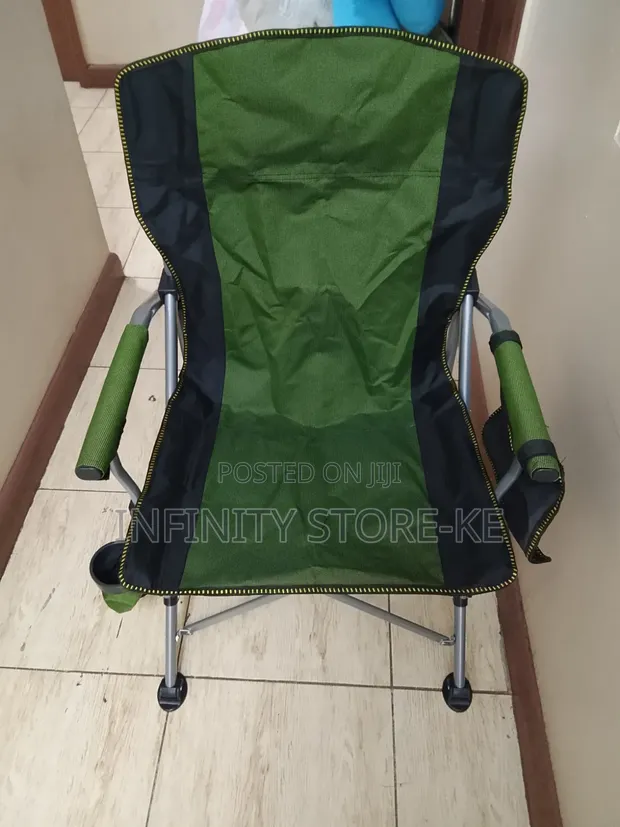 Collapsible Camping Seat with Padded Armrests - 1