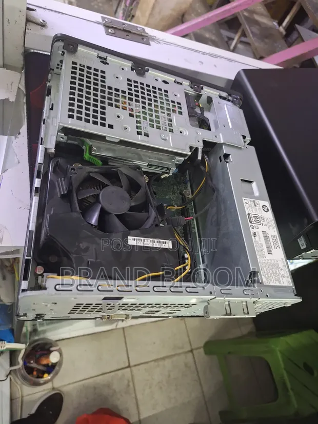 HP ProDesk 400 G4 Desktop Computer - 6th Gen i5, 8GB RAM, 500GB HDD - 1