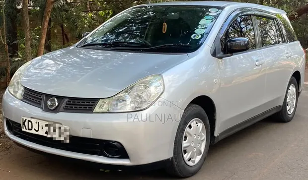 Nissan Wingroad 2015 - 1