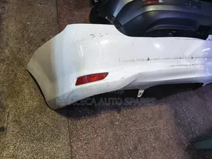 Bampa ya Nyuma Toyota Axio 165 - Halisi kutoka Japan
