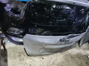 Tailgate/Boot ya Nissan Note E12