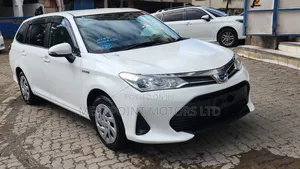 Toyota Corolla Fielder 1.5 Hybrid FWD 2019 Nyeupe