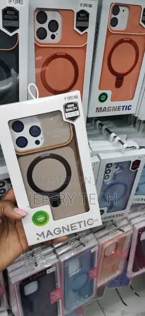 Kifaa cha Kufunika cha Matte Magnetic chenye Pete na MagSafe kwa iPhone 16 Pro Max