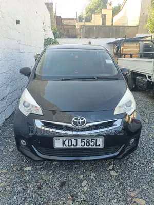 Toyota Ractis 2015 Black
