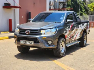 Toyota Hilux Revo Smart Cab Diesel 2.8 AWD 2016 Gray