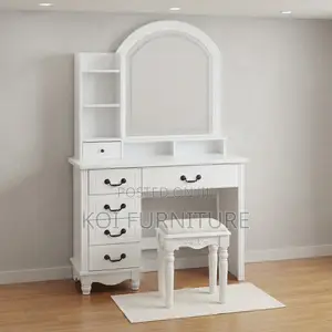 Dressing Room Lux Vanity Set with Sliding Mirrors