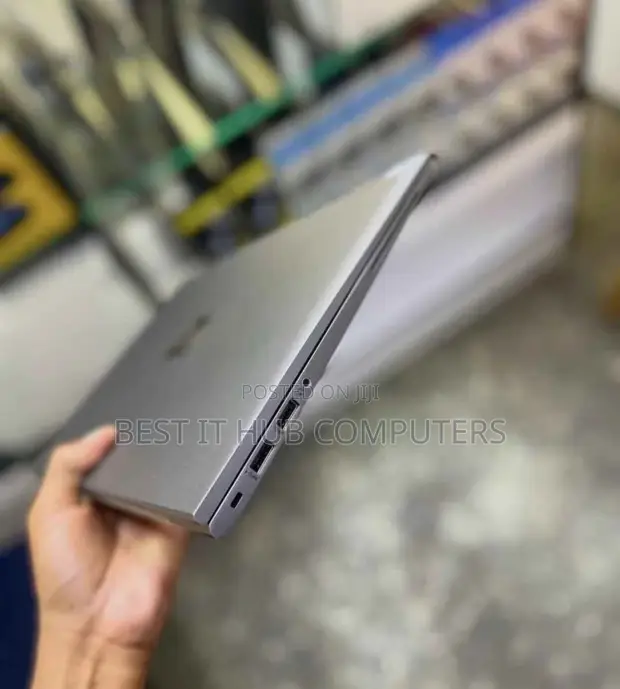 Laptop HP ZBook Firefly 14 G7 - Core i7, 32GB RAM, 512GB SSD - 1
