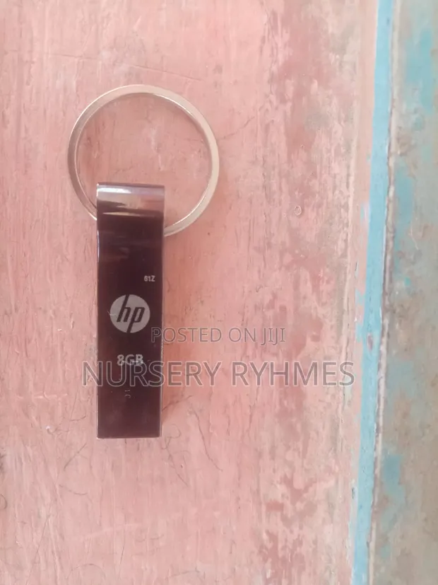 HP 8GB Flash Drive - 1
