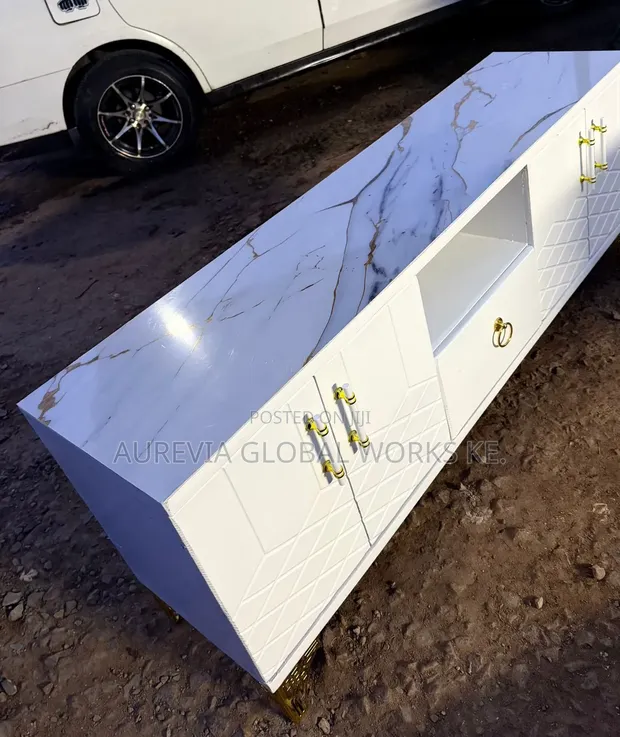 Executive TV Stand yenye Marble Top - 1