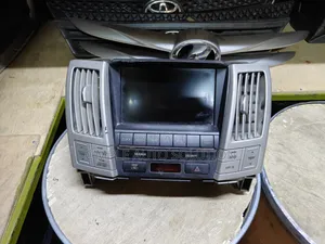 Toyota Harrier 240 Radio/AC Control Unit