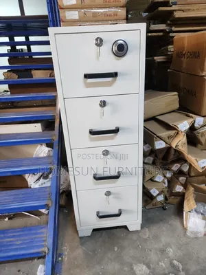 Kabati la Folda 4-Drawer Isiyoshika Moto