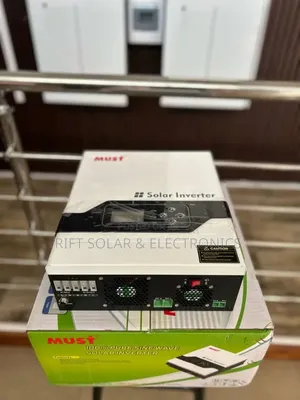 Must 1.5kVA 12V Hybrid MPPT Inverter