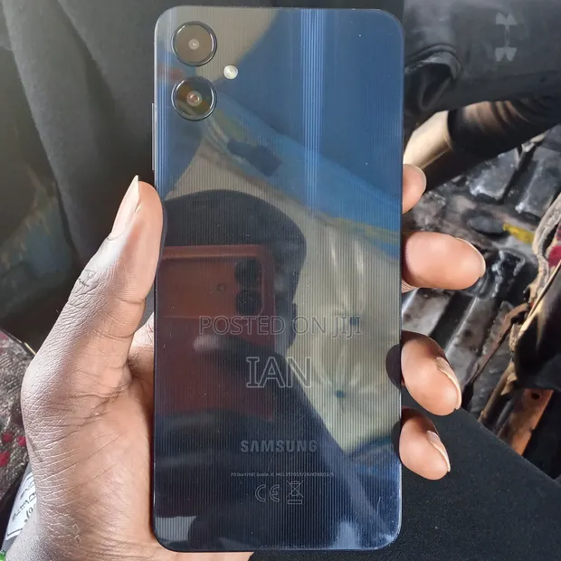 Samsung Galaxy A05 64GB Bluu - 1