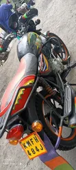 Bajaj Boxer 150 UG 2025 Nyeusi - 3
