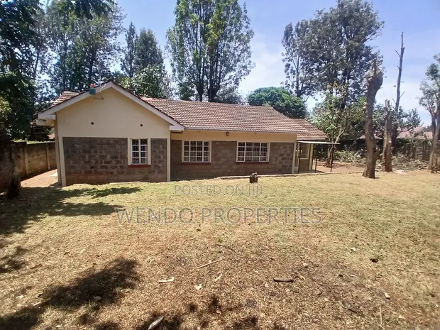 Nyumba ya Vyumba 3 vya Kulala kwa Upangishaji Karen C - 1