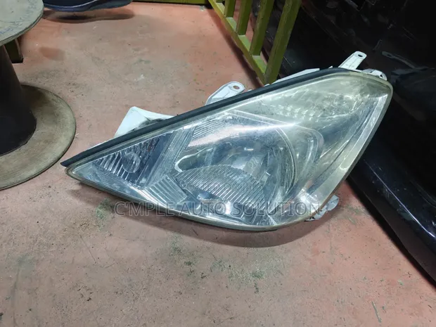 Toyota Allion 240 Headlight Model 2005 - 1