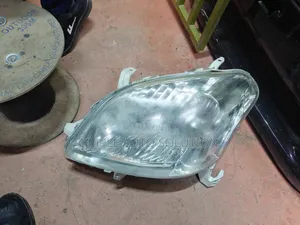 Toyota Raum Non-Xenon Headlight (Used)