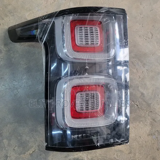 Range Rover Vogue 2018 Autobiography Taillight Mkono wa Kushoto - 1