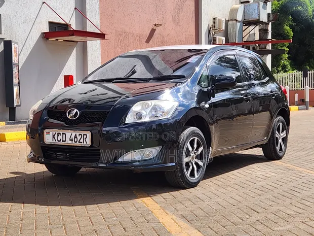 Toyota Auris 1.4 VVTi 2008 Hatchback - 1