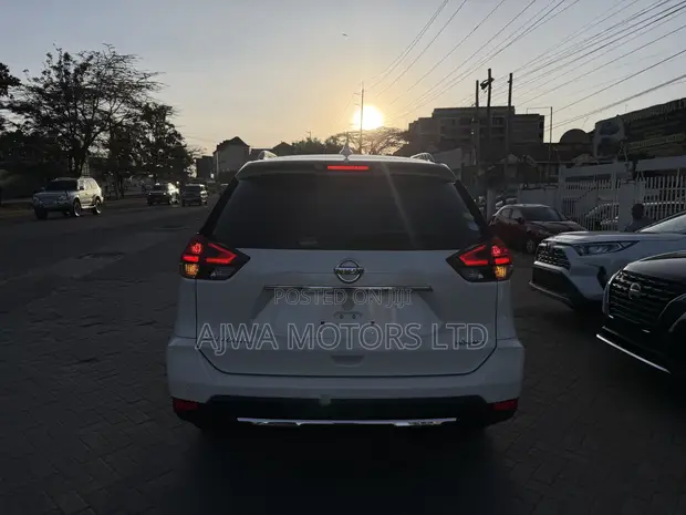 Nissan X-Trail 2.0 Petrol AWD 2019 - 1