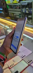 Apple iPhone 11 128GB Nyeupe - 3