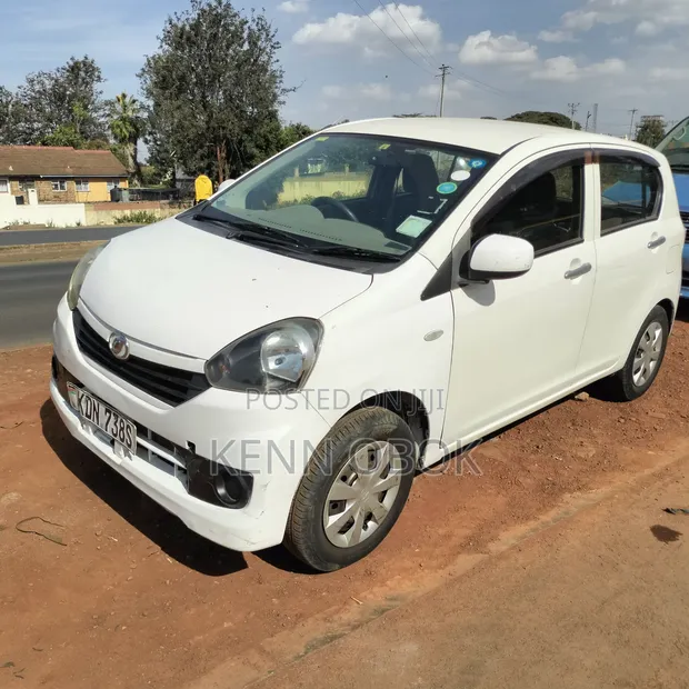 Daihatsu Mira 2016 White - 1