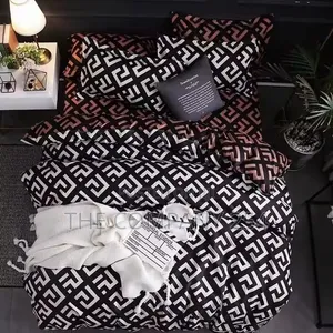 Set ya Duvet Cover ya Nordic Style ya Kifahari ya Pamba ya Microfiber