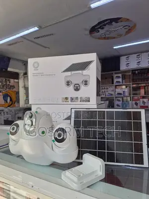 Kamera ya V380 VTS31 4G Triple Lens Solar PTZ