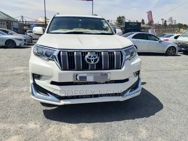 Toyota Land Cruiser Prado 2014 Nyeupe - 1