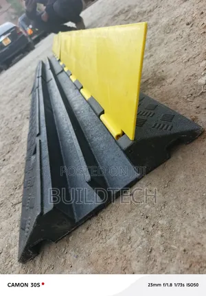 Heavy Duty 2-Channel Cable Protector Ramp