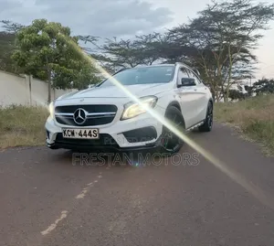 Mercedes-Benz GLA-Class 2016