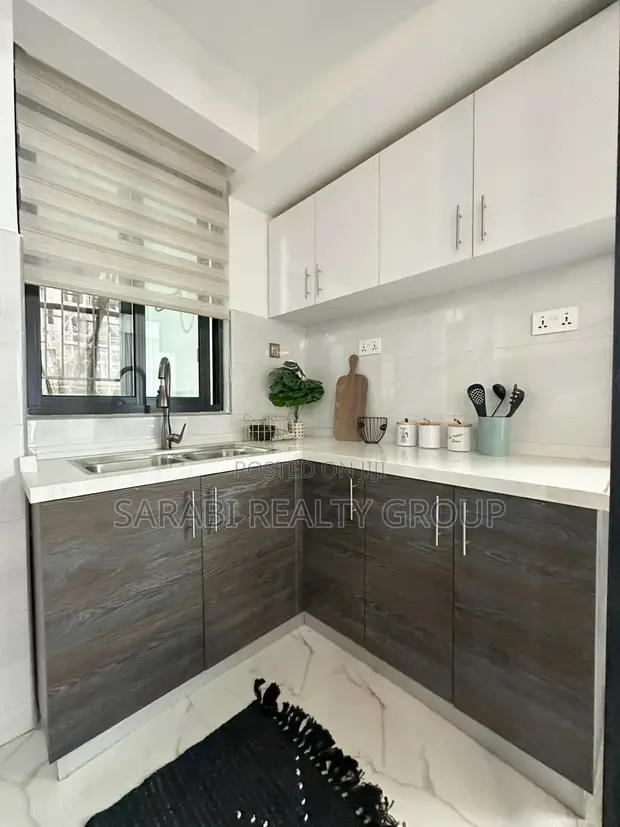 4 Bedroom Apartment for Sale in Hurlingham - 1