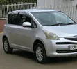 Toyota Ractis 2010 Nyeupe - 3