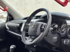 2022 Toyota Hilux 2.4L Turbo-Diesel Automatic