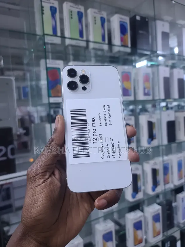 Apple iPhone 12 Pro Max 256GB White - 1