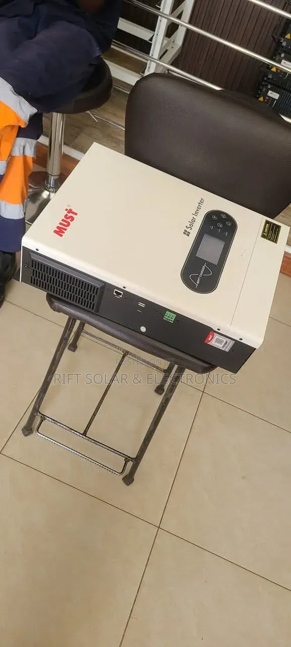 Must 3.5kVA 24V Hybrid Inverter 60A MPPT 450 VOC - 1