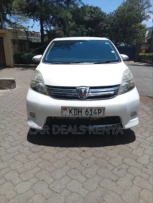 Toyota Isis 1.8L 2WD 2014 White