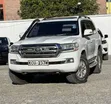 Toyota Land Cruiser 2012 Nyeupe - 1