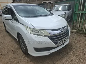 Honda Odyssey 2014 Nyeupe