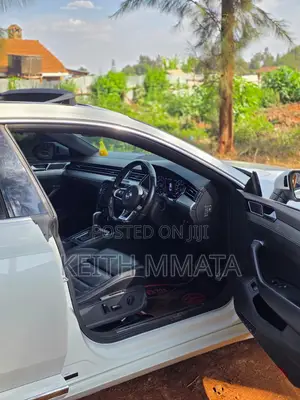Volkswagen Arteon 2.0T SE R-Line 2019 White